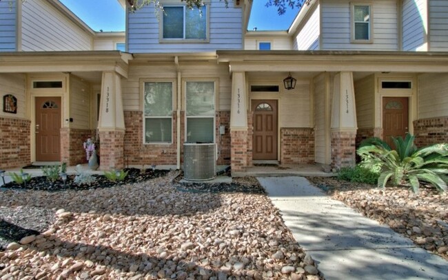 Front entry - 13316 Bristow Dawn