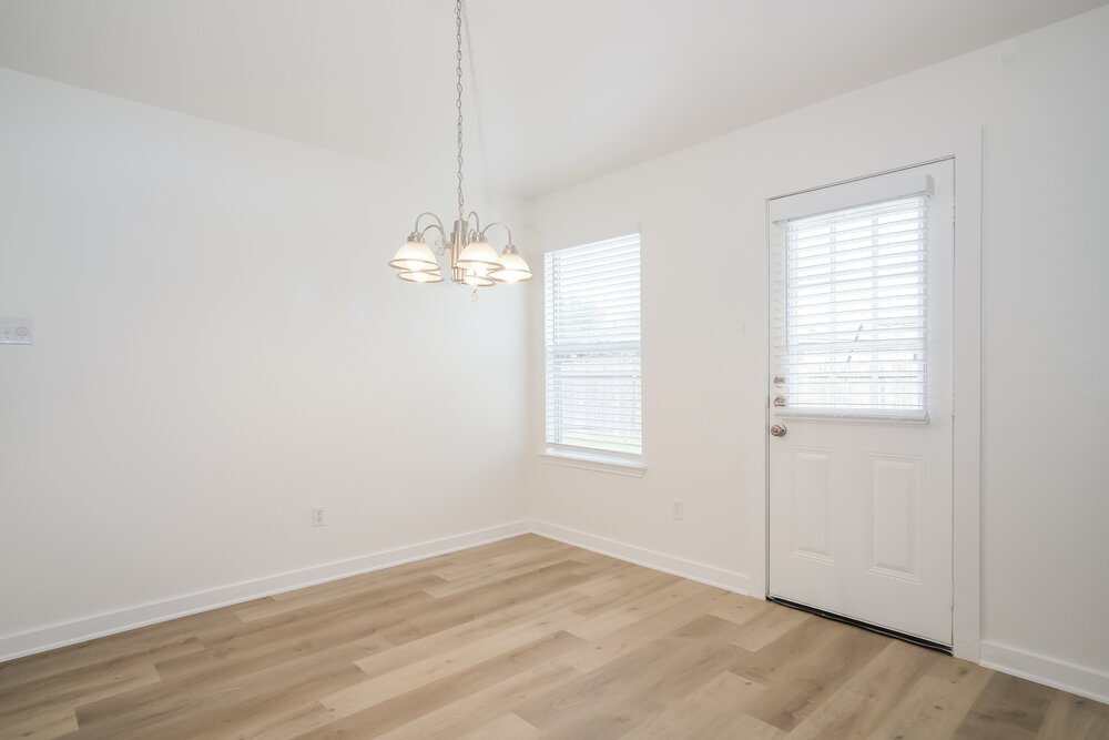 Building Photo - 105 Lucy Cove