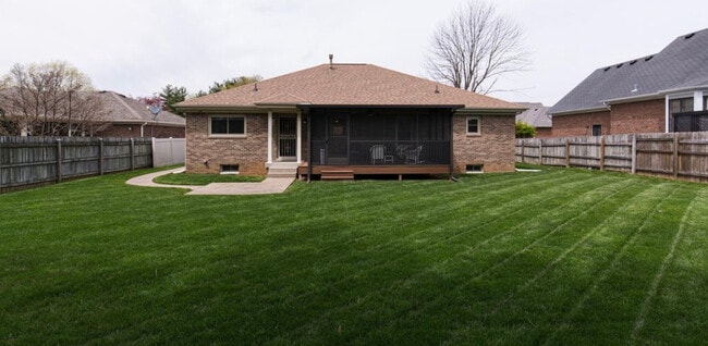 Building Photo - 7424 Crawfordshire Ln
