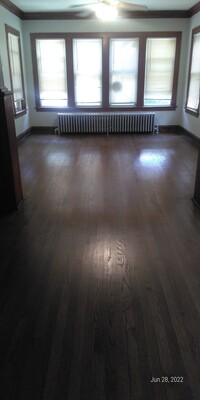 Building Photo - 9204 S Ellis Ave