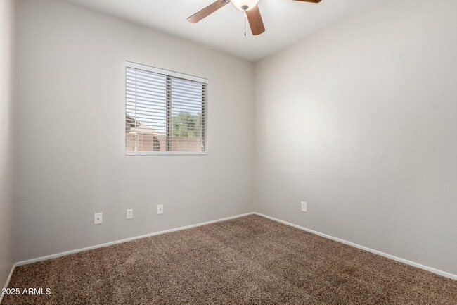 Building Photo - 11187 W Almeria Rd