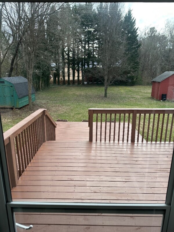 Building Photo - 1642 Thompson Dr