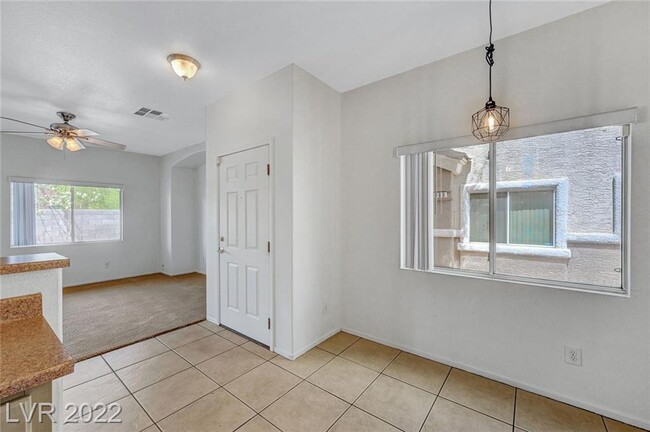 Building Photo - 6560 Bucking Horse Ln