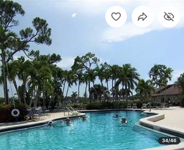 Building Photo - 215 Palm Dr