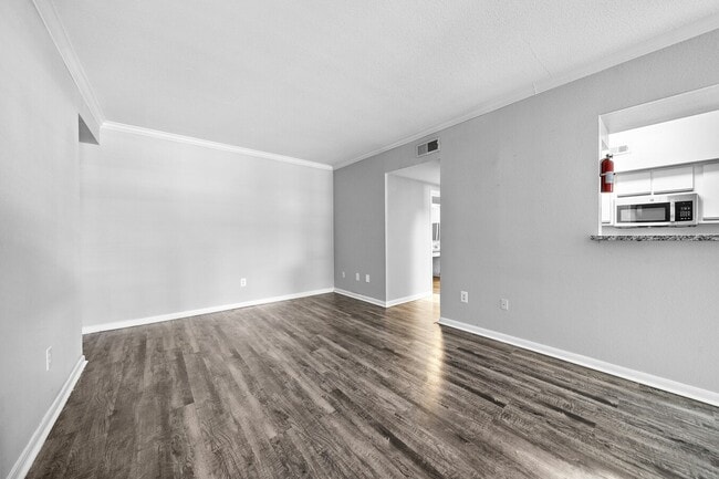 Building Photo - Modern, Pet-Friendly, and Priced Right!