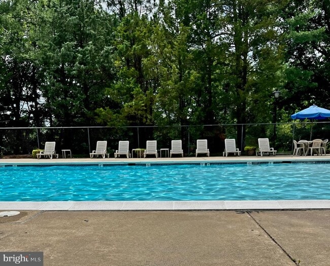 Building Photo - 13517 Orchard Dr