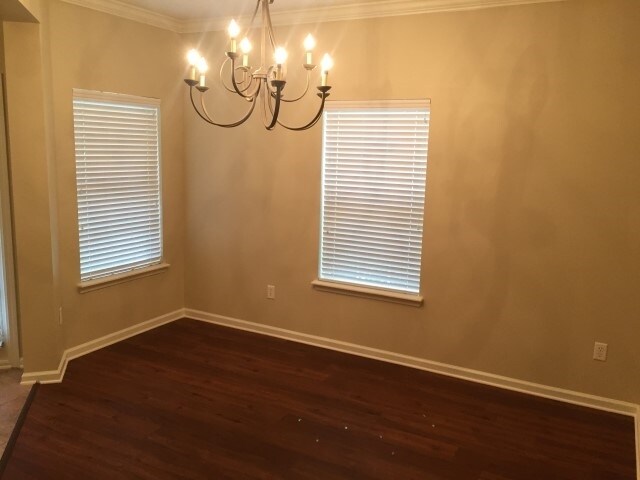 Building Photo - 6285 Pendragon Pl