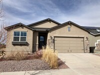 Building Photo - Ranch Style with Finished Basement with A/C