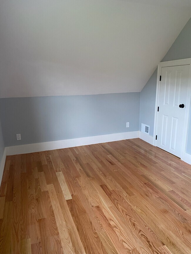 Bedroom 2 - Second floor - 39 Brook St