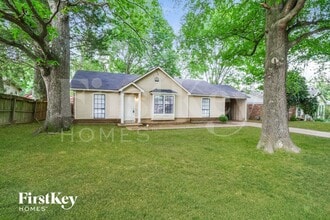 Building Photo - 6684 Elmore Rd