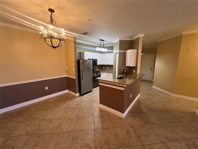 Building Photo - 2705 Via Murano