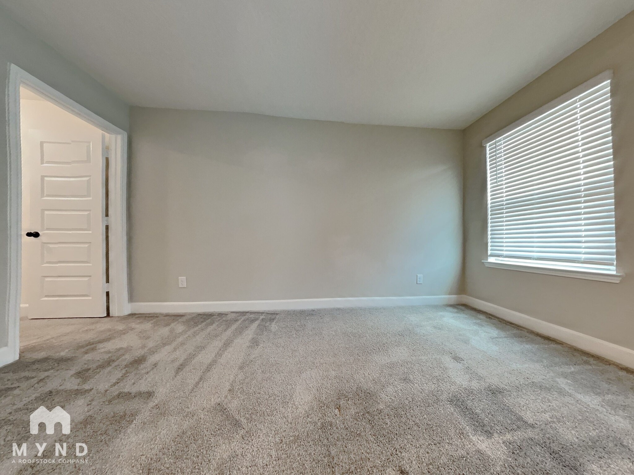 Building Photo - 10210 Alder Ridge Dr