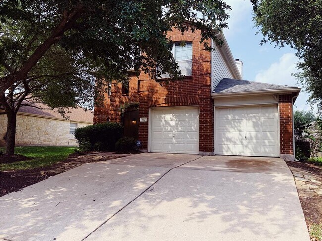 Building Photo - 820 Rusk Rd