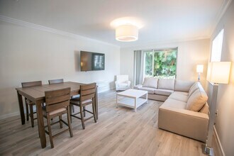 Building Photo - 11765 St Andrews Place