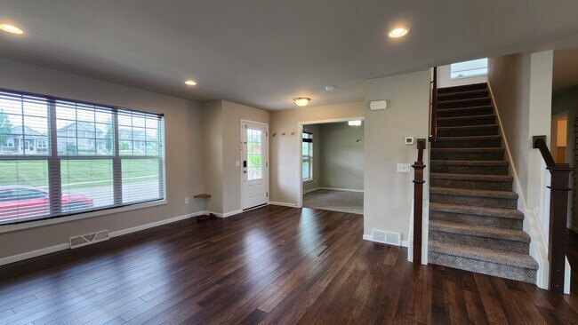 Building Photo - 9359 Highland Gate Way