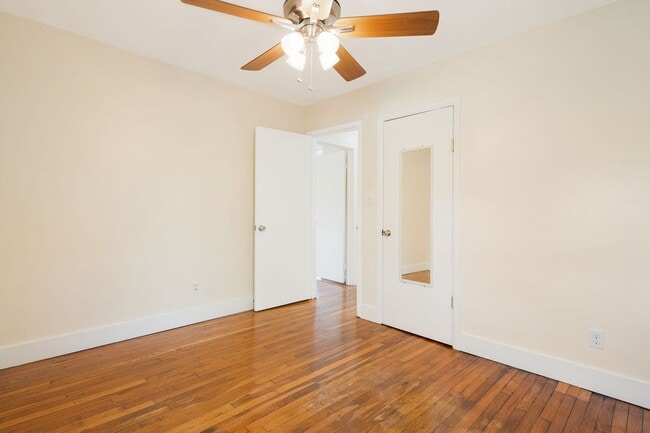 Building Photo - Sunny 2-Bedroom Home with Fenced-In Yard a...