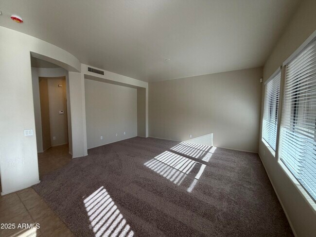 Building Photo - 6285 S Fawn Ct