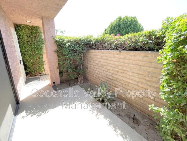 Building Photo - 74050 Chicory St
