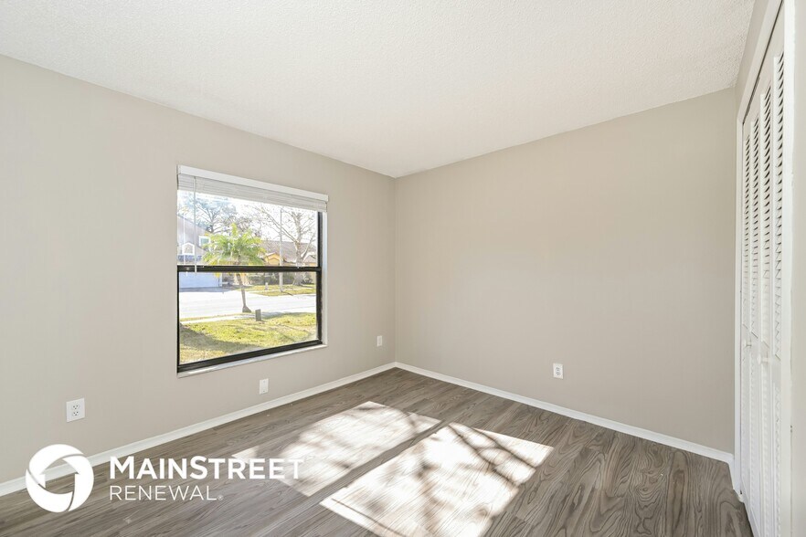 Building Photo - 267 Lakebreeze Cir