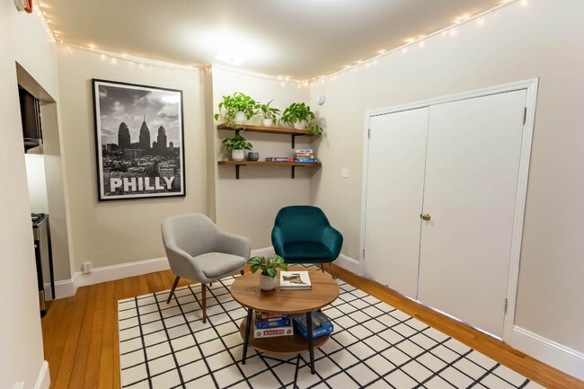 Building Photo - 4014 Spruce St