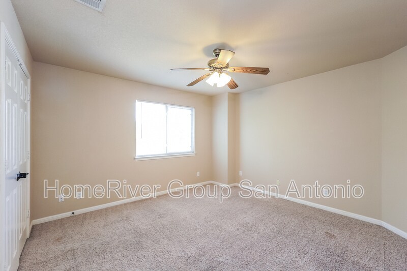 Building Photo - 1226 Golf Canyon