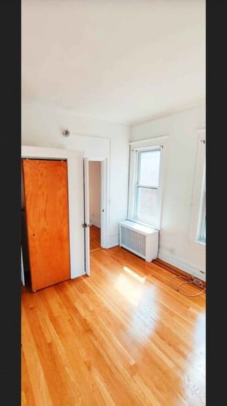 Building Photo - 1959 Fowler Ave