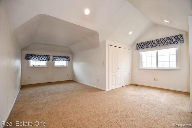Building Photo - 610 Marlin Ave