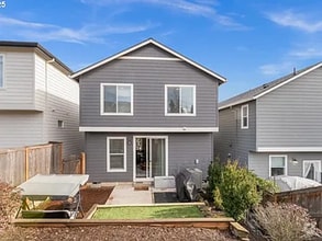Building Photo - Modern Comfort Meets Convenience in Happy ...