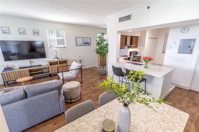 Building Photo - 3255 NE 184th St