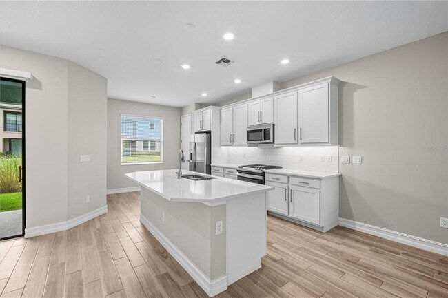 Building Photo - 4663 Almada Ln