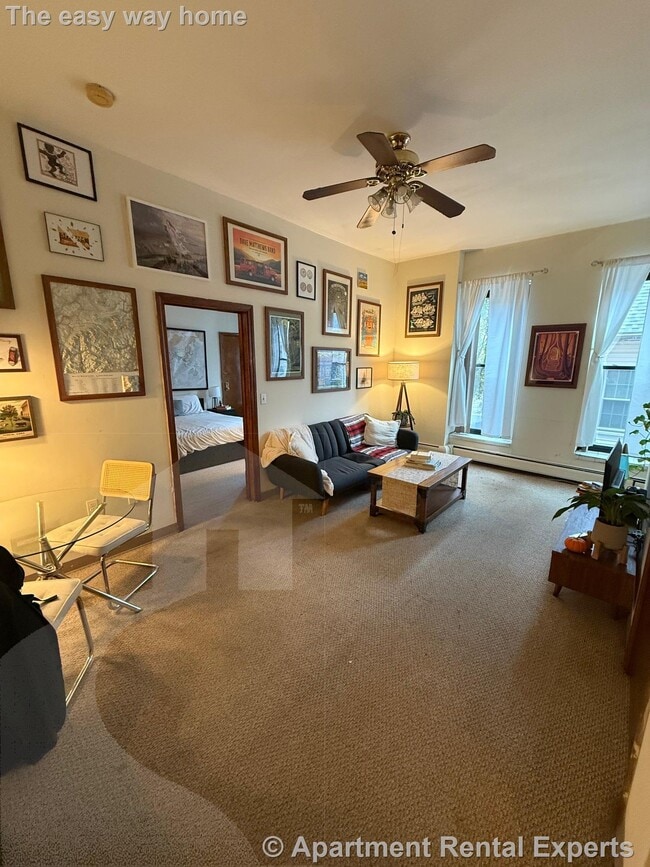 Primary Photo - 247 Pearl St