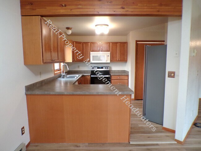 Building Photo - 2 Bed 2 Bath Condo For Rent