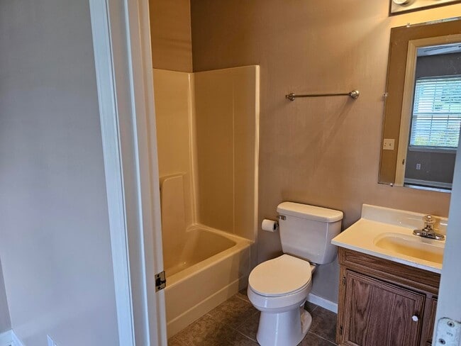 Building Photo - 56 Tulip Grove Cir