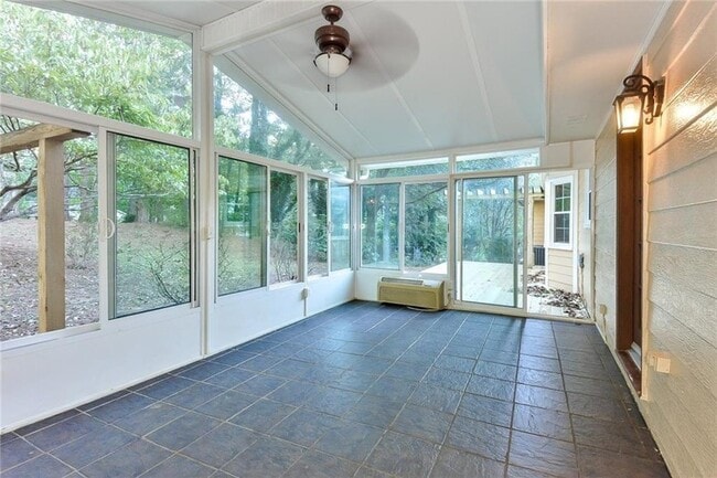 Building Photo - 5748 Jordanaire Pl NW