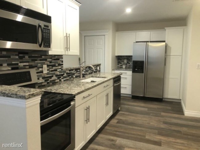 Building Photo - 10684 Belle Creek Blvd