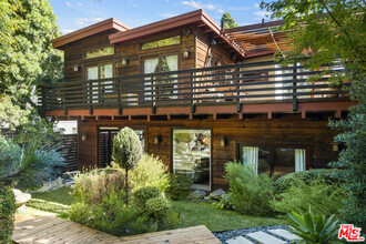 Building Photo - 473 W Rustic Rd