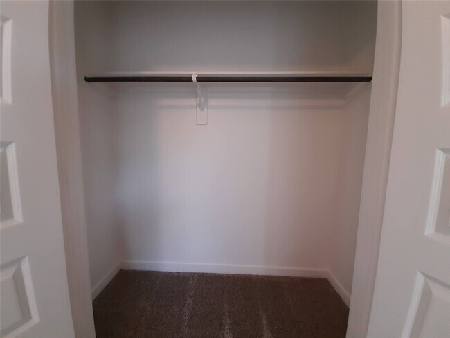 Building Photo - 25539 Starling Ln