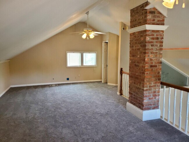 Building Photo - 3209 Chatfield Pl