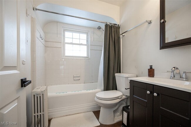 Building Photo - 4082 W 204th St