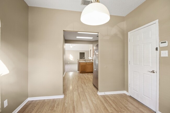 Building Photo - 17806 June Forest Dr