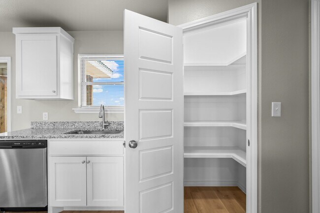 Building Photo - Country Living In Idalou ISD!