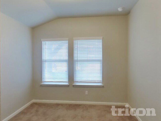 Building Photo - 5807 Noah Pl