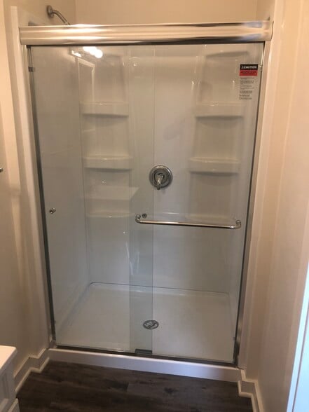 Shower - 620 W Walnut St