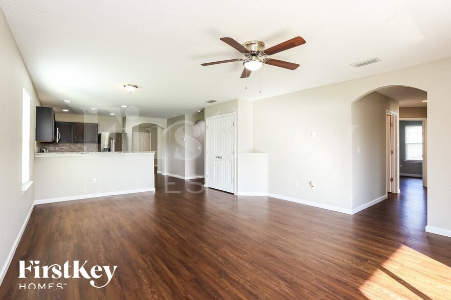 Building Photo - 78295 Saddle Rock Rd