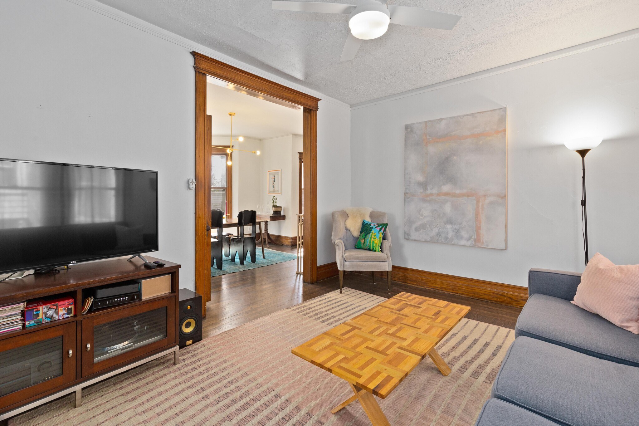 Building Photo - 1531 Vinewood St