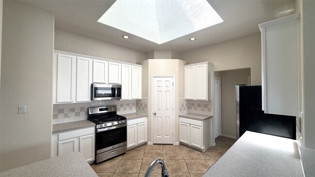 Building Photo - 24926 Ranch Lake Ct
