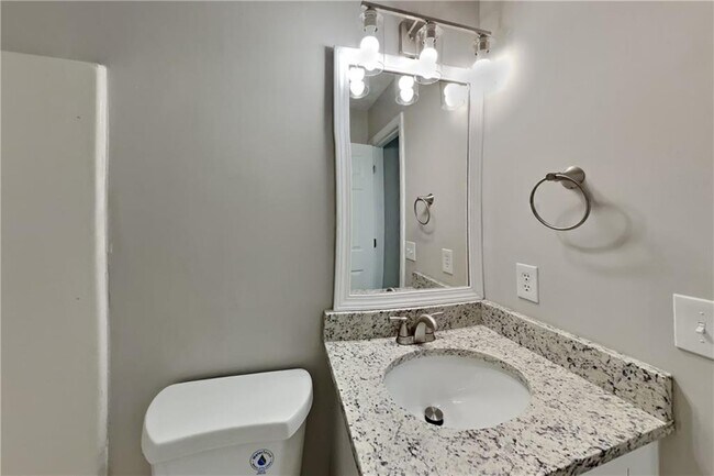 Building Photo - 3222 Avensong Village Cir