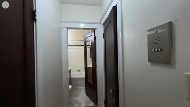 Building Photo - 180 Pleasant St