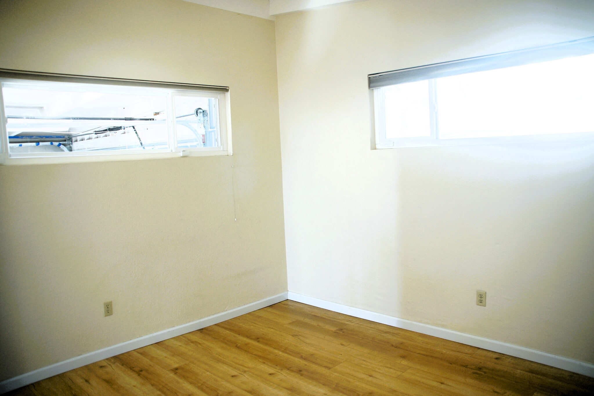 Building Photo - 220 Shoreview Dr