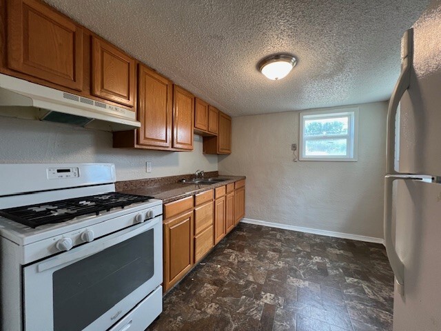 Building Photo - 720 Haines Ave